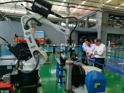 跨界融合促發(fā)展 無(wú)錫太湖學(xué)院物聯(lián)網(wǎng)工程學(xué)院領(lǐng)導(dǎo)赴哈工大機(jī)器人集團(tuán)考察交流物聯(lián)網(wǎng)技術(shù)研發(fā)